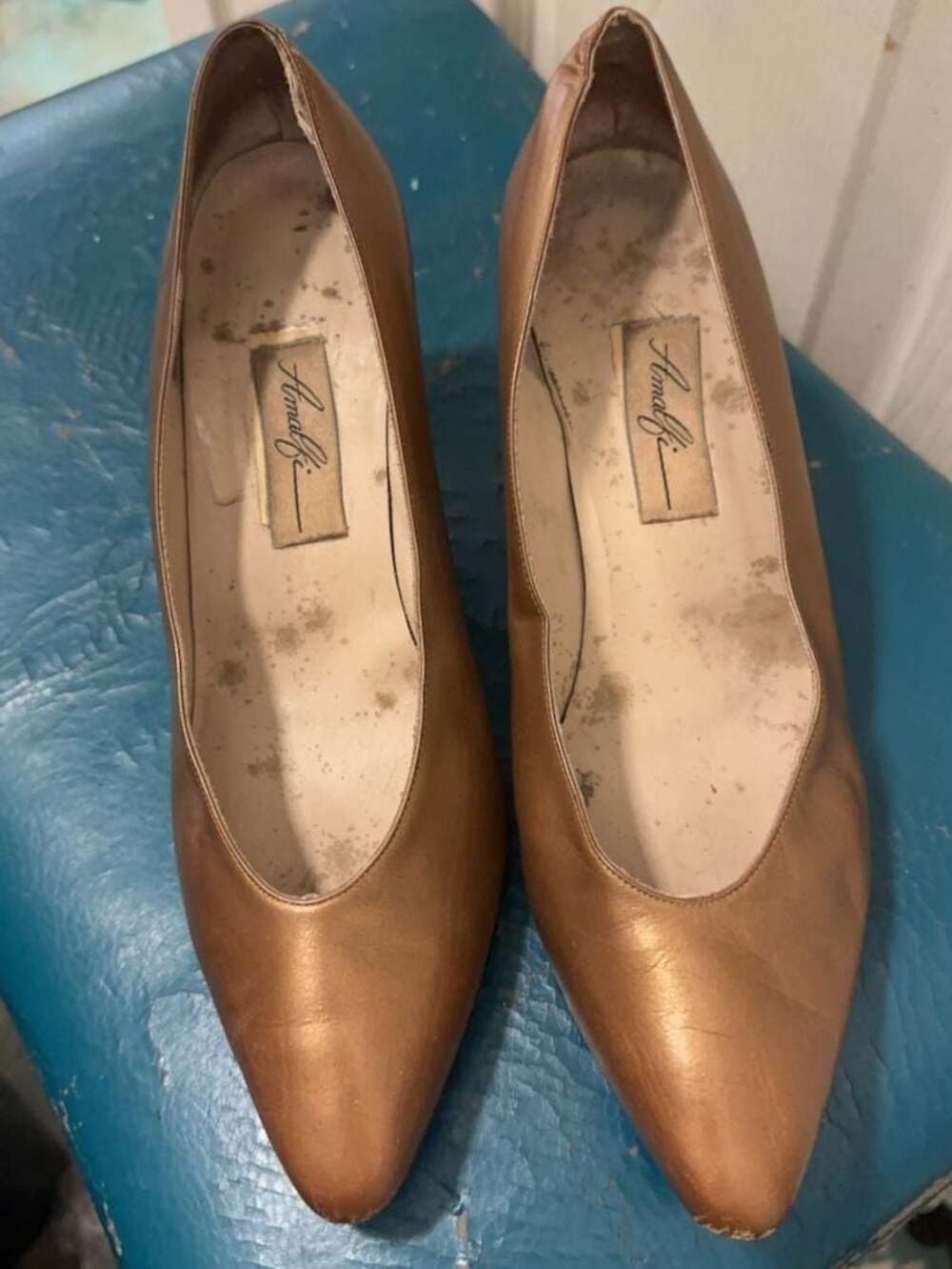 Amalfi Vintage Pointed Toe Kitten Heel Pumps Bronze Leather Bronze Size 9